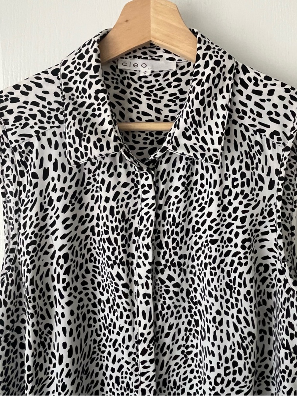 CLEO Black & White Print Sleeveless Blouse Medium - Picture 5 of 15